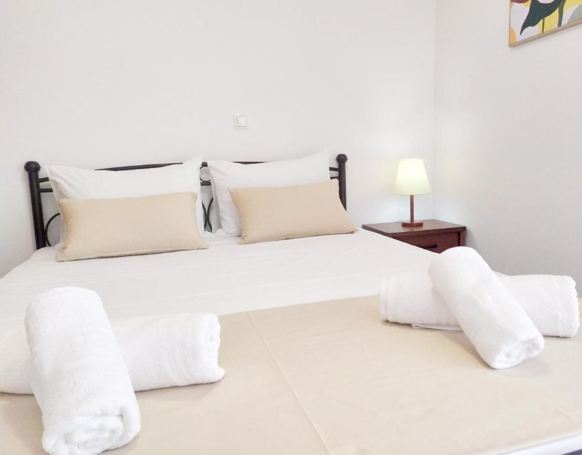 Sea Side View Home Steps From The Beach & City 하니아 외부 사진